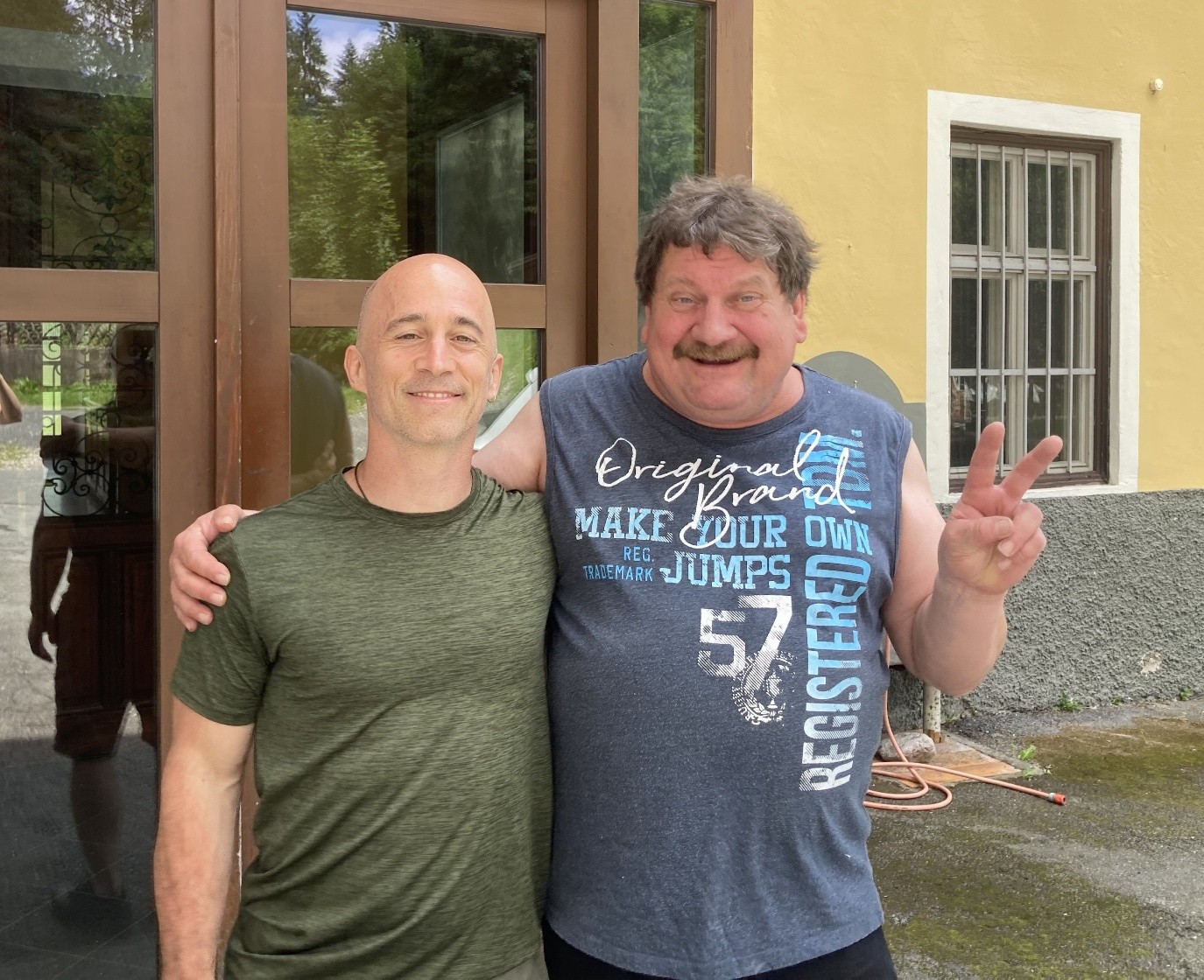 Researcher Antonio J. Osuna Mascaró stands next to Veronika's owner Witgar Wiegele.